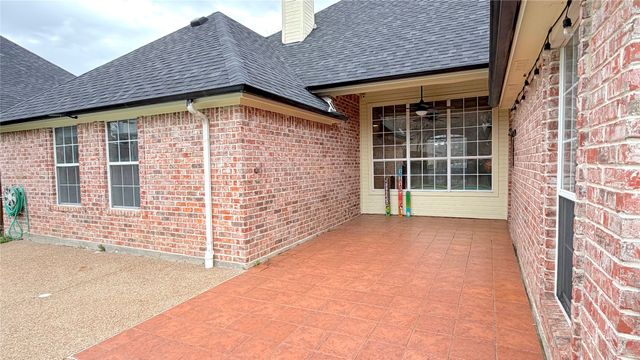 1115 Brook Arbor Drive, Mansfield, TX 76063