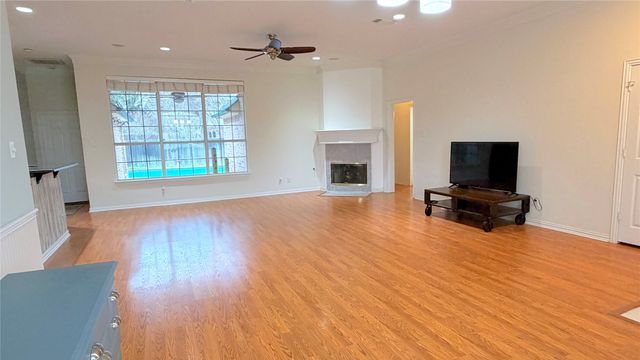 1115 Brook Arbor Drive, Mansfield, TX 76063