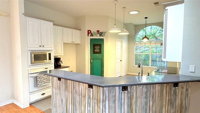 1115 Brook Arbor Drive, Mansfield, TX 76063