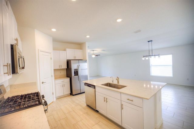 12115 SMOKY EMERALD TERRACE, Parrish, FL 34219