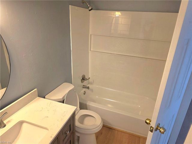 1027 Wickford CT, Chesapeake, VA 23320