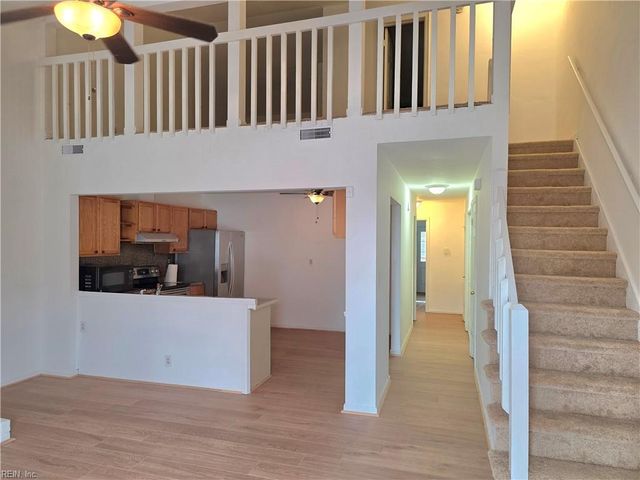 1027 Wickford CT, Chesapeake, VA 23320