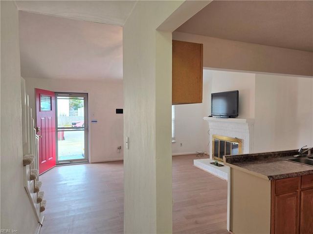 1027 Wickford CT, Chesapeake, VA 23320