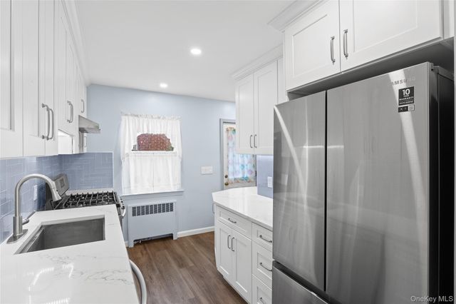 218 Brown Street, Mineola, NY 11501