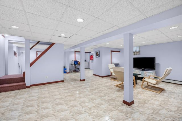 218 Brown Street, Mineola, NY 11501