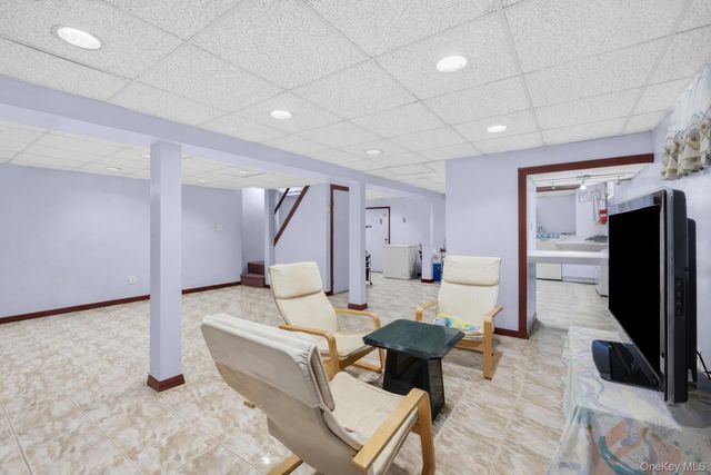 218 Brown Street, Mineola, NY 11501