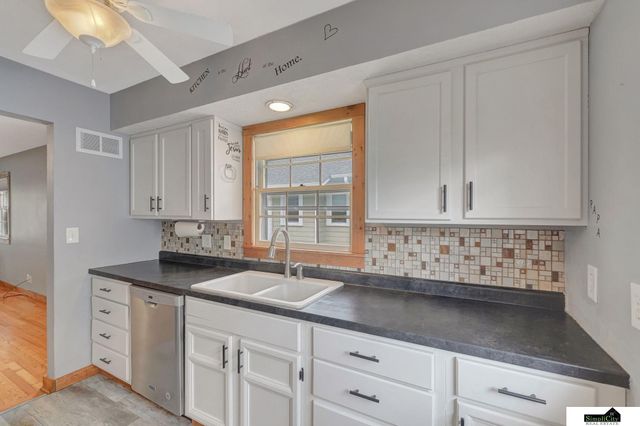 3515 Mohawk Street, Lincoln, NE 68510