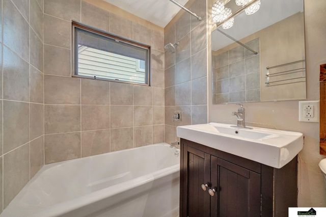 3515 Mohawk Street, Lincoln, NE 68510