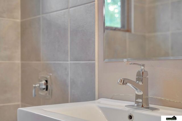 3515 Mohawk Street, Lincoln, NE 68510