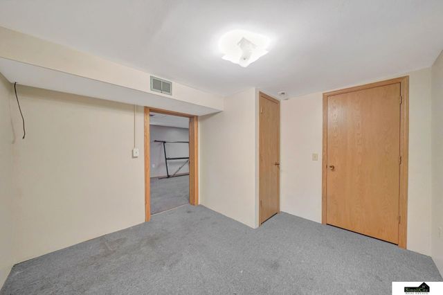 3515 Mohawk Street, Lincoln, NE 68510