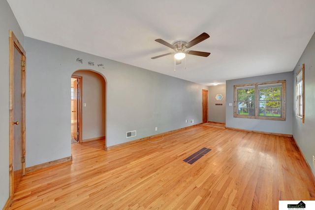 3515 Mohawk Street, Lincoln, NE 68510