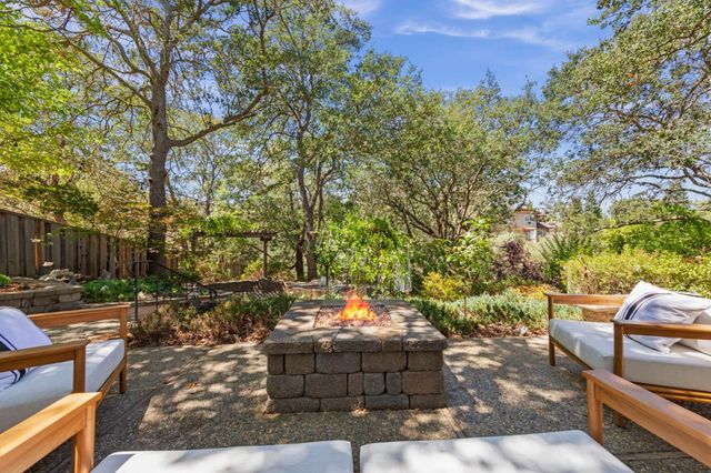 15477 One Oak Lane, Monte Sereno, CA 95030
