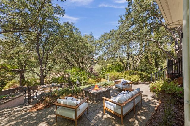 15477 One Oak Lane, Monte Sereno, CA 95030