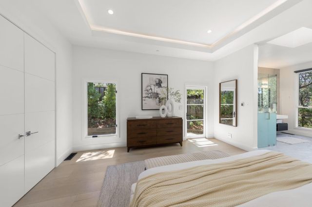 15477 One Oak Lane, Monte Sereno, CA 95030