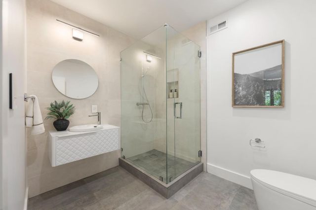 15477 One Oak Lane, Monte Sereno, CA 95030