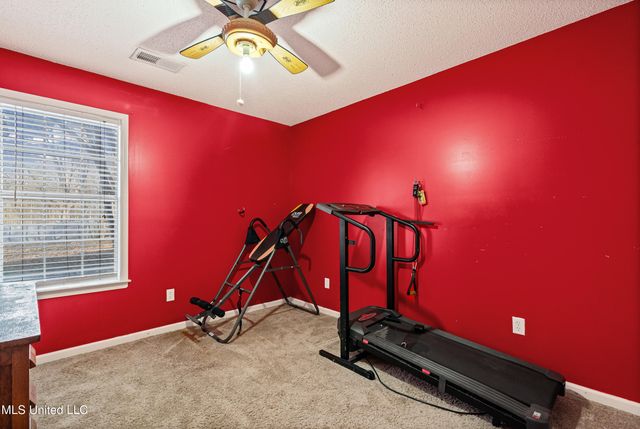 14504 Harrison Drive, Byhalia, MS 38611