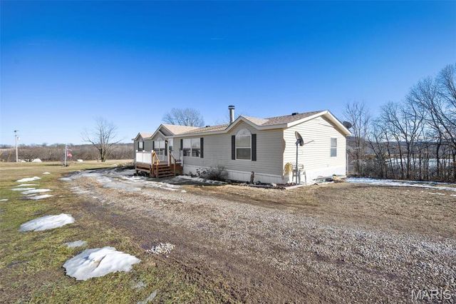91 Lakeside Drive, Elsberry, MO 63343