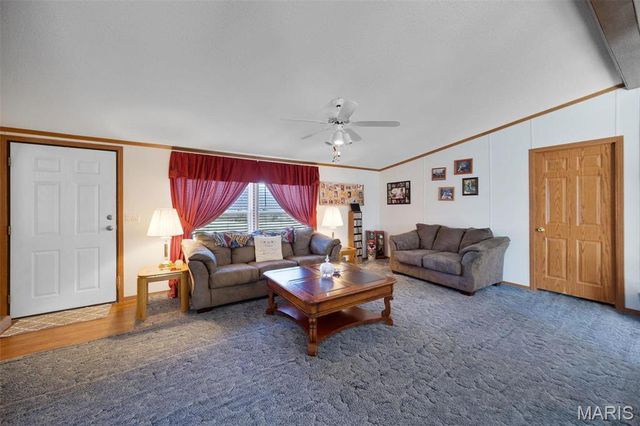 91 Lakeside Drive, Elsberry, MO 63343