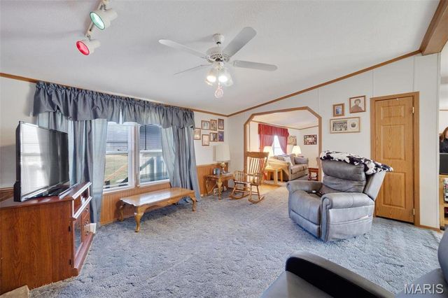 91 Lakeside Drive, Elsberry, MO 63343