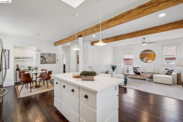 916 Arlington Ave, Oakland, CA 94608