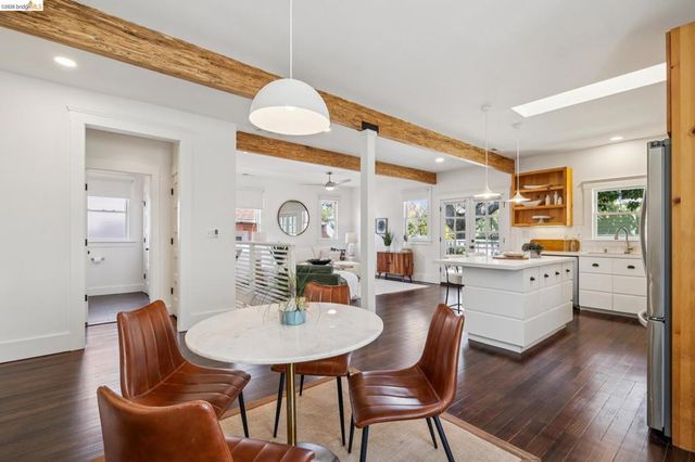 916 Arlington Ave, Oakland, CA 94608