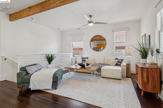 916 Arlington Ave, Oakland, CA 94608