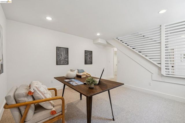 916 Arlington Ave, Oakland, CA 94608