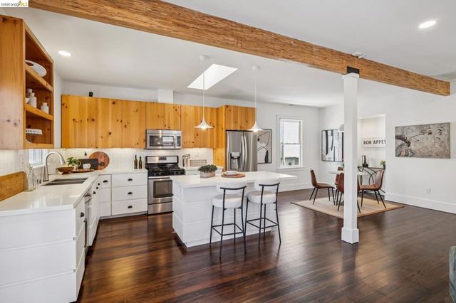 916 Arlington Ave, Oakland, CA 94608