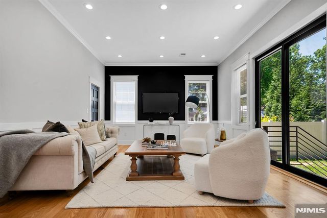 22 14th Street, Kenilworth, NJ 07033