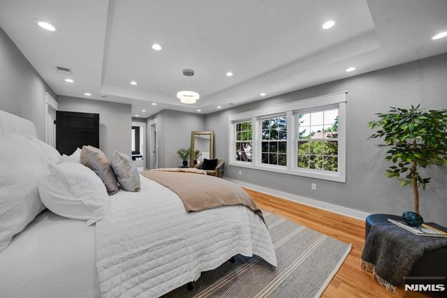 22 14th Street, Kenilworth, NJ 07033