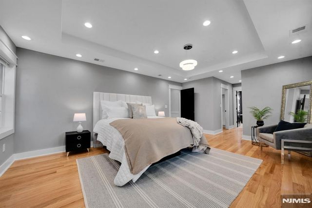 22 14th Street, Kenilworth, NJ 07033