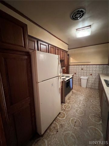 54 N Colvin Place, Tonawanda, NY 14223