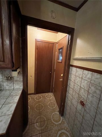 54 N Colvin Place, Tonawanda, NY 14223