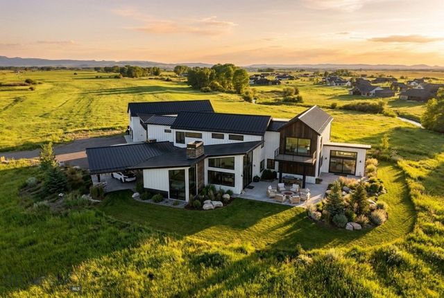165 Tippet Trail, Bozeman, MT 59715