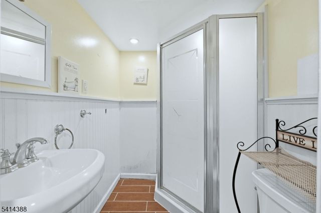95 Cedar Ave, Hackensack City, NJ 07601