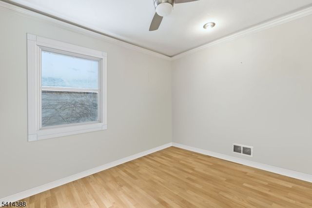 95 Cedar Ave, Hackensack City, NJ 07601