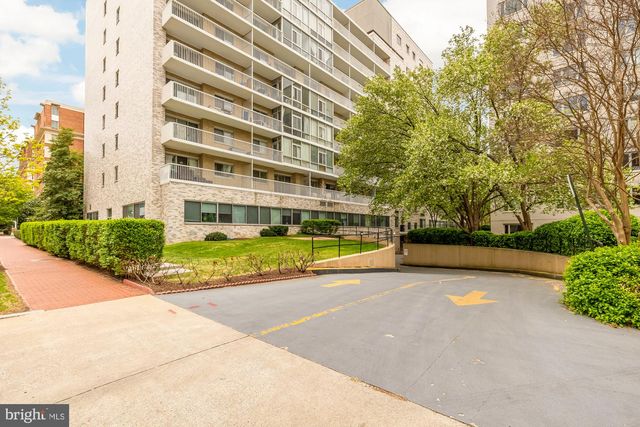 730 24TH ST NW #203, Washington, DC 20037