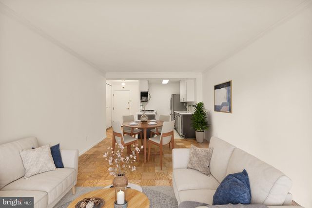 730 24TH ST NW #203, Washington, DC 20037