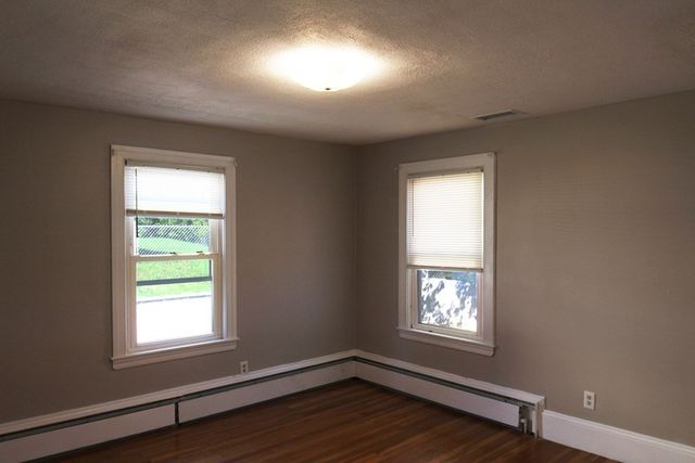 35 Newtonville Avenue, Fitchburg, MA 01420