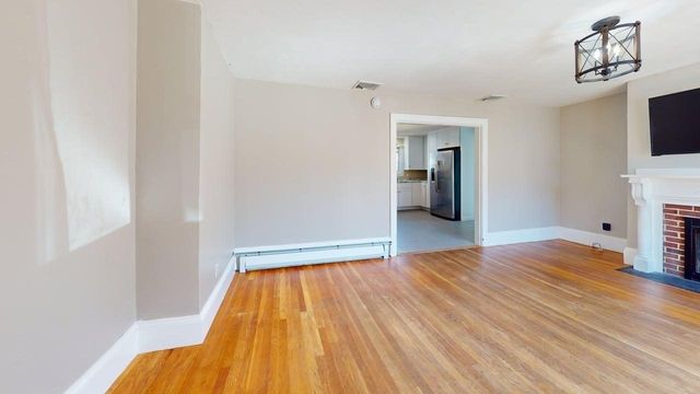 35 Newtonville Avenue, Fitchburg, MA 01420