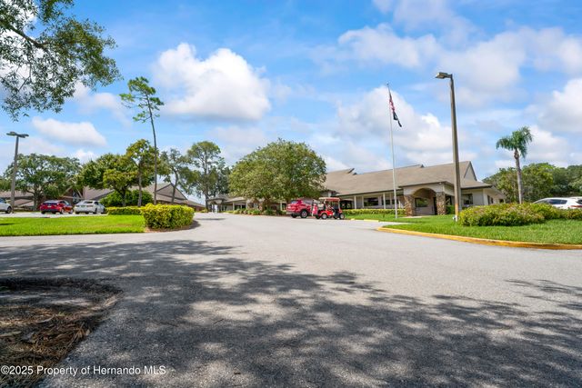 7107 Pond View Court, Spring Hill, FL 34606