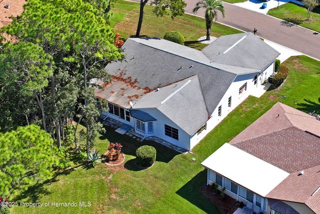 7107 Pond View Court, Spring Hill, FL 34606