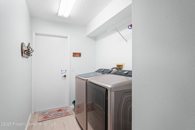 7107 Pond View Court, Spring Hill, FL 34606