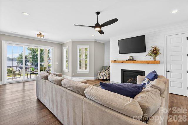 4496 Kiser Island Road, Terrell, NC 28682