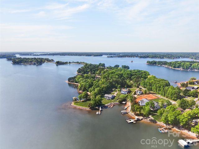 4496 Kiser Island Road, Terrell, NC 28682