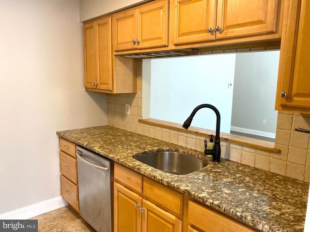 324 GEORGIA CT, Sewell, NJ 08080