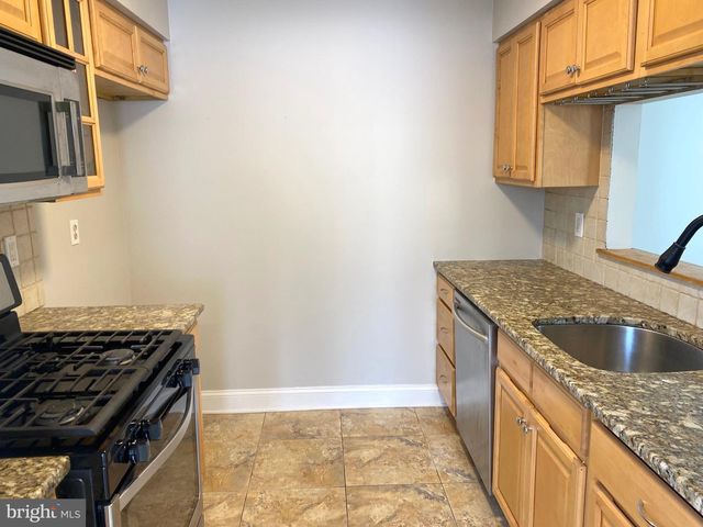 324 GEORGIA CT, Sewell, NJ 08080