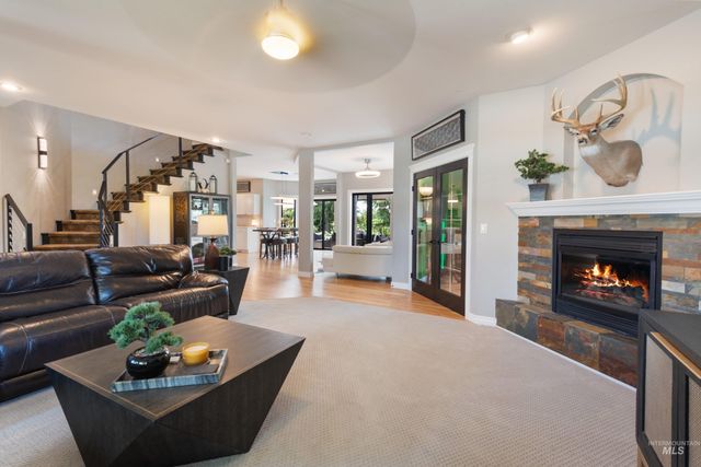 4220 W Dawson Dr, Meridian, ID 83646