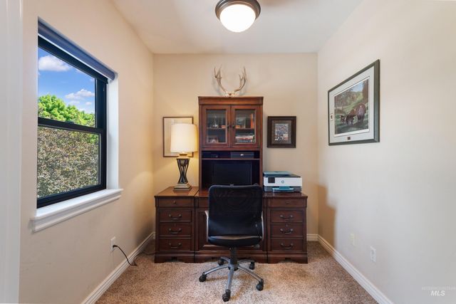 4220 W Dawson Dr, Meridian, ID 83646