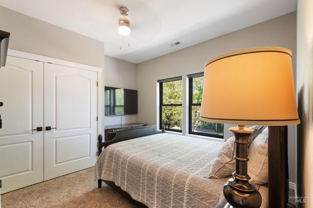 4220 W Dawson Dr, Meridian, ID 83646